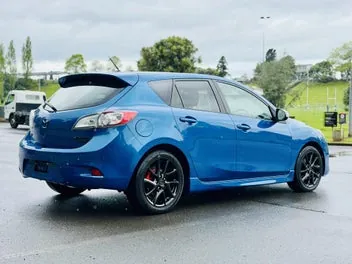 Mazda Axela 2012 photo 3