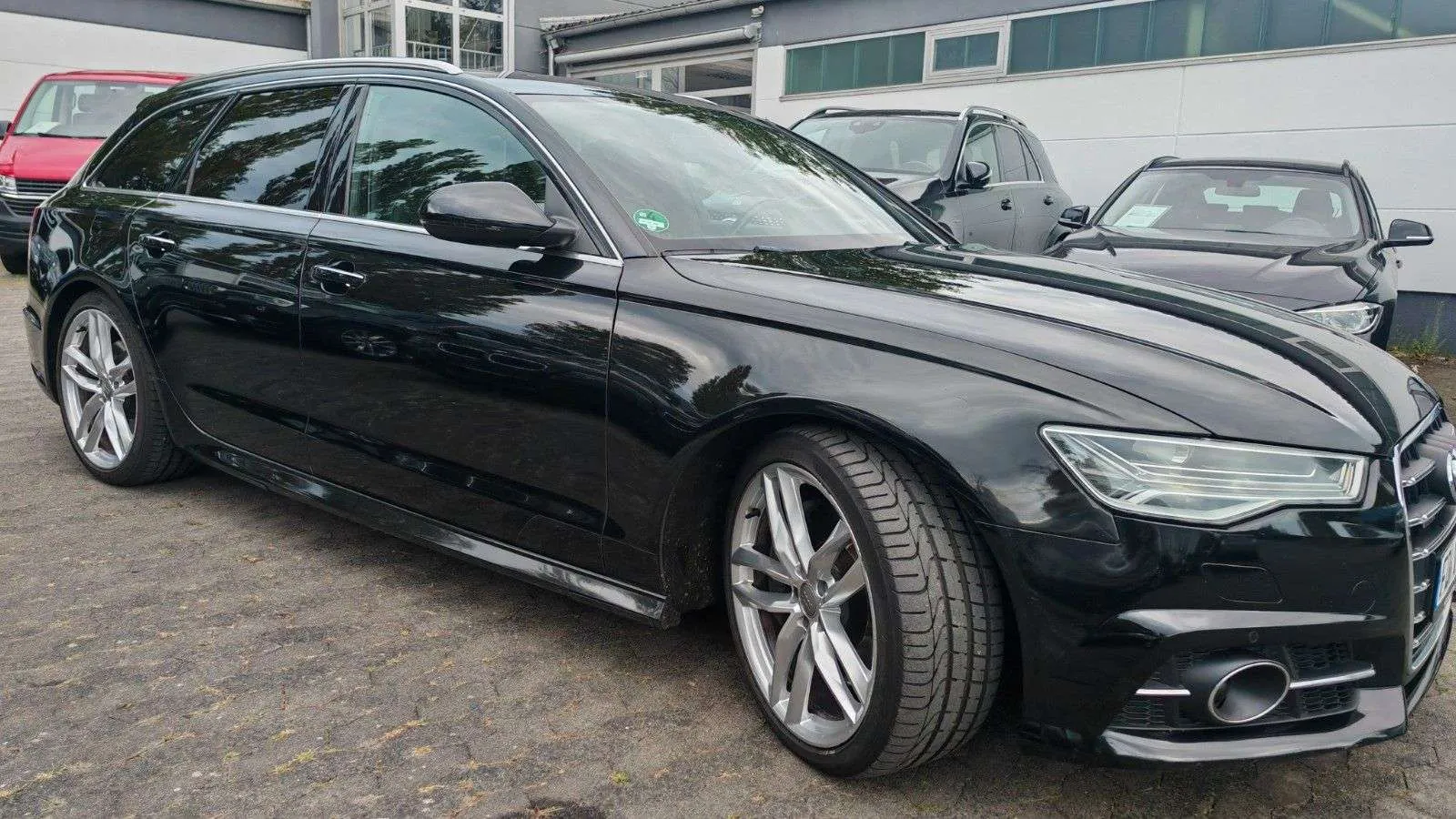 Audi A6 2017 photo 2