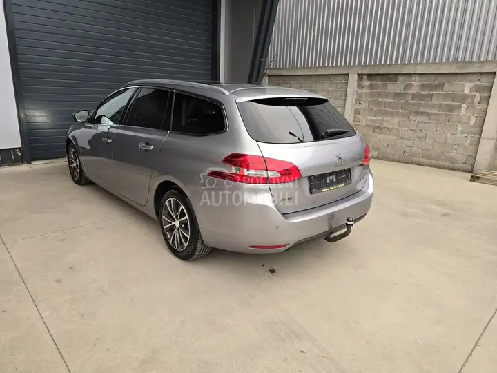 Peugeot 308 2015 photo 3