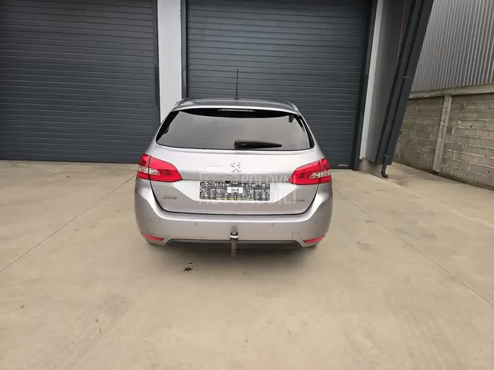Peugeot 308 2015 photo 4
