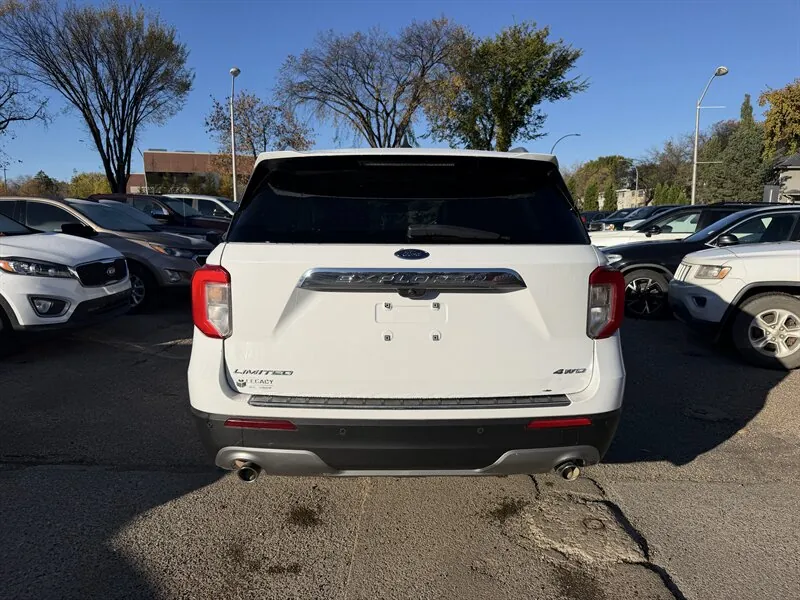 Ford Explorer 2023 photo 4