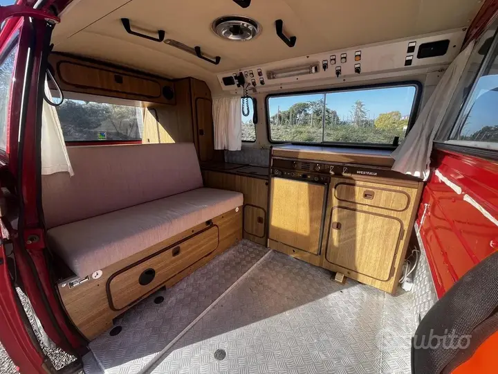 Volkswagen T3 1984 photo 4