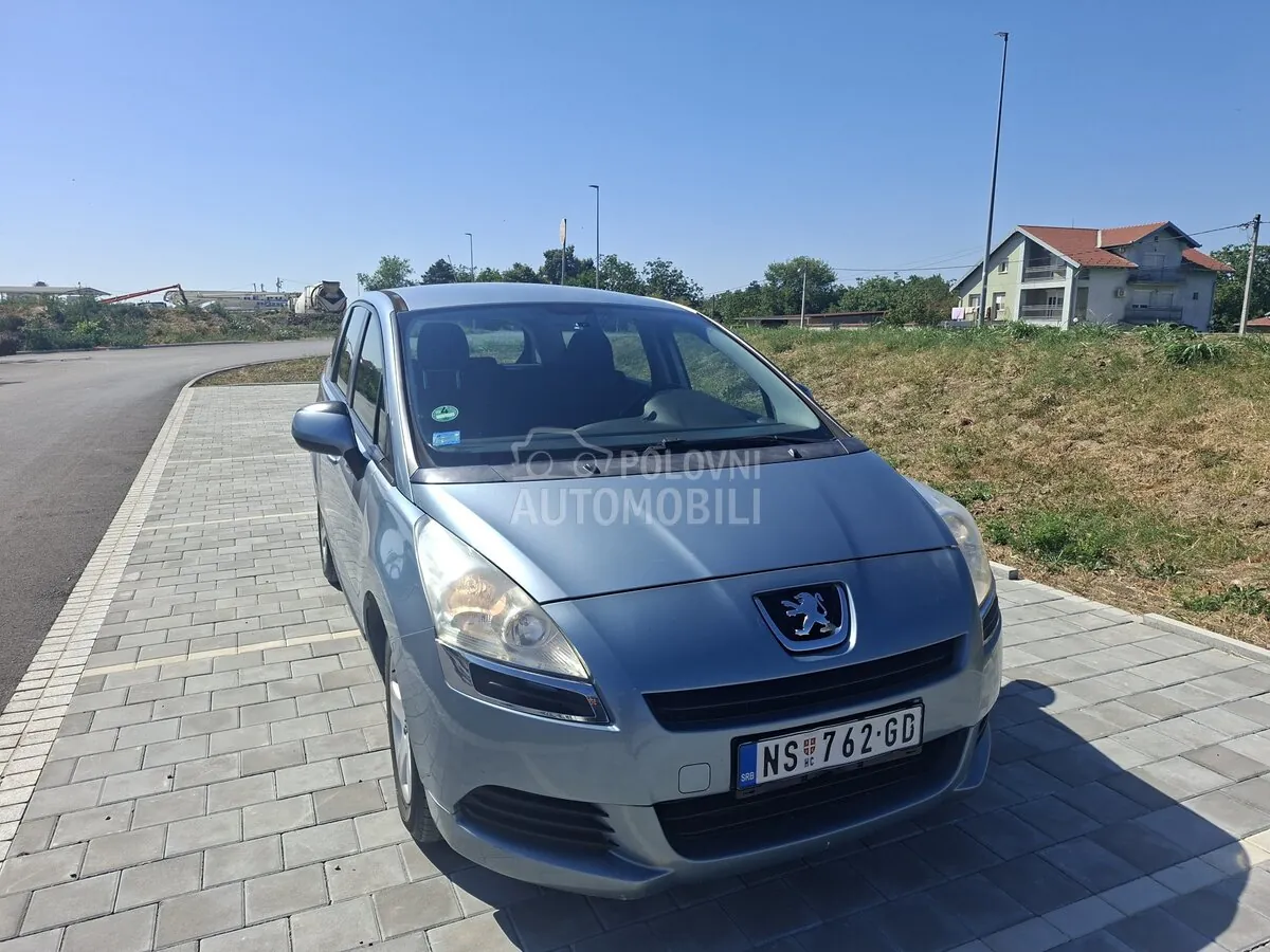 Peugeot 5008 2010 photo 3