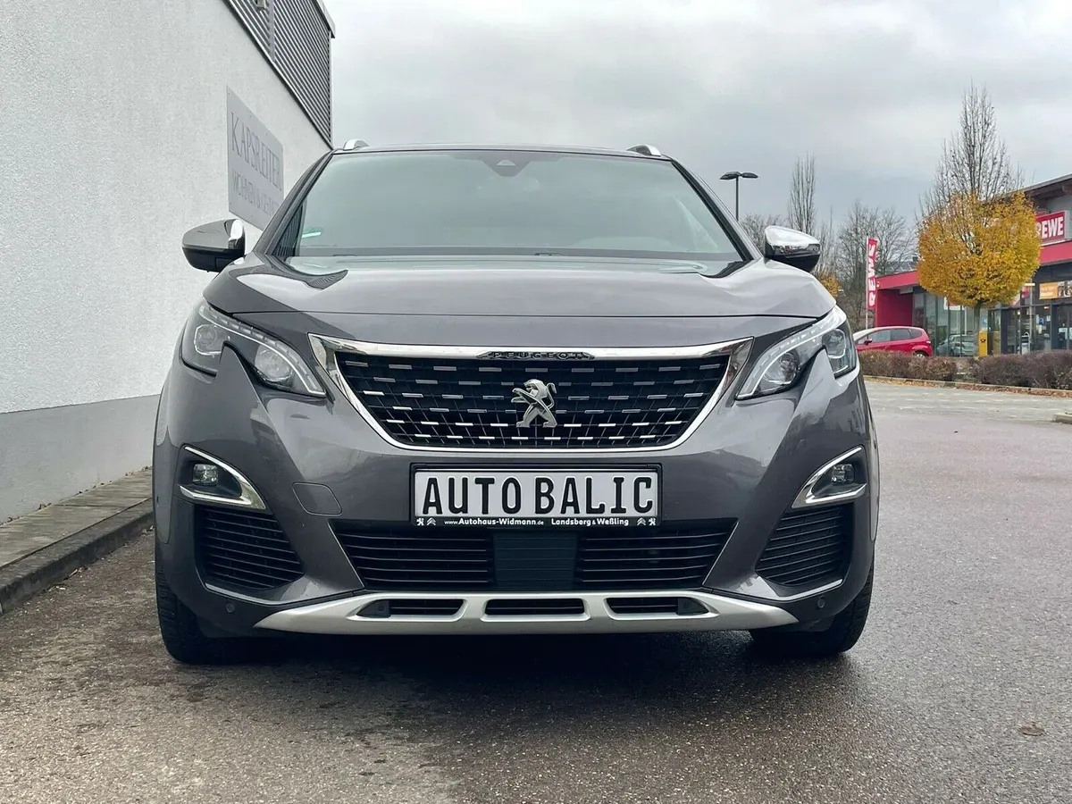 Peugeot 5008 2018 photo 2