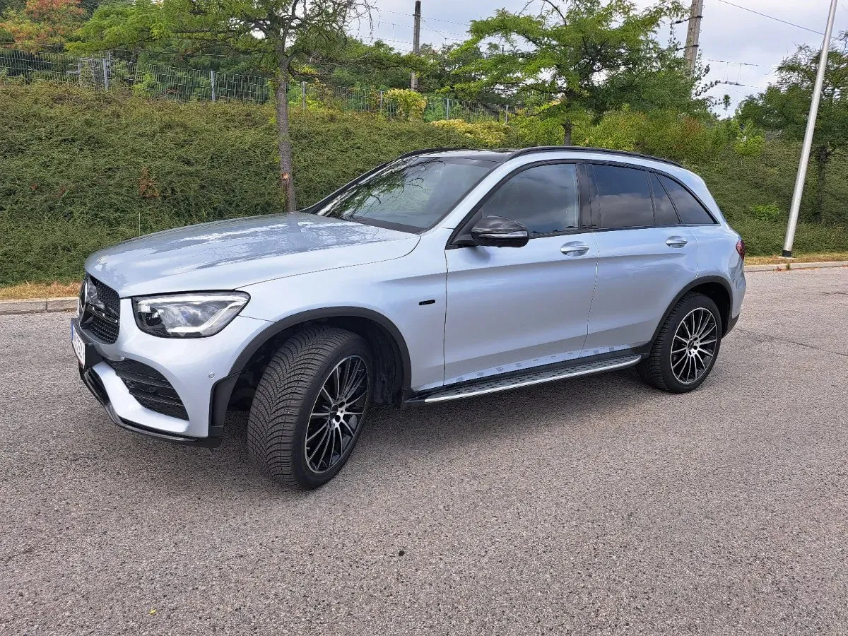 Mercedes-Benz Glc-Class 2021 photo 2