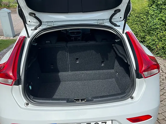 Volvo V40 2017 photo 4