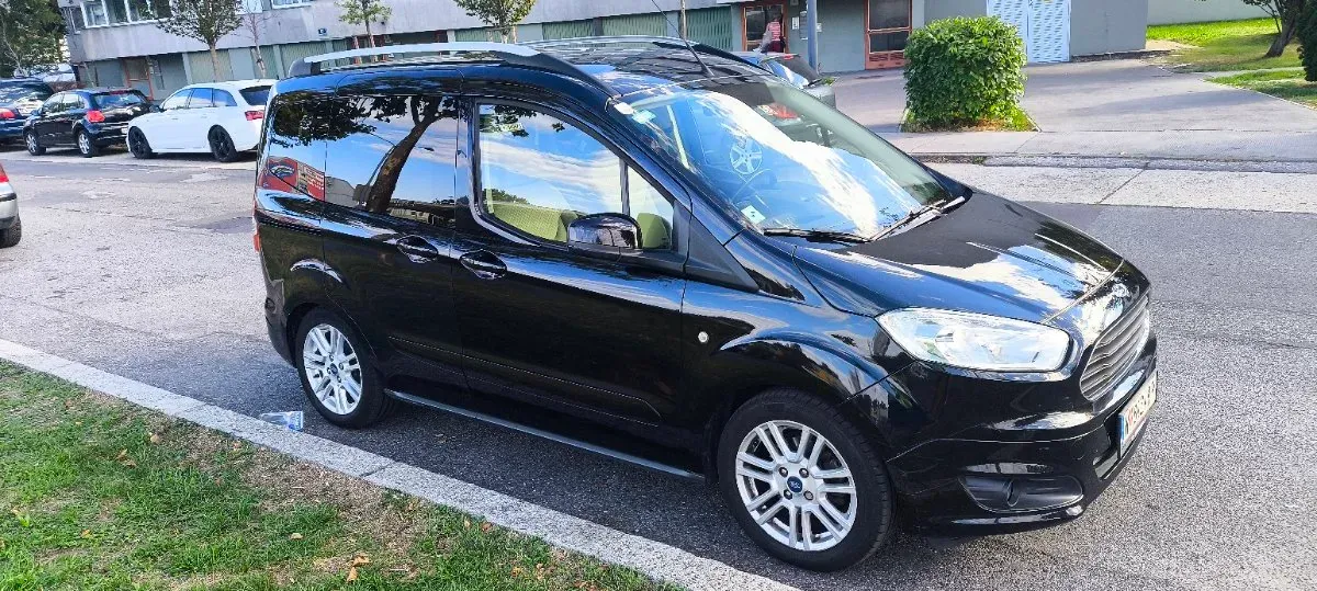 Ford Tourneo Courier
