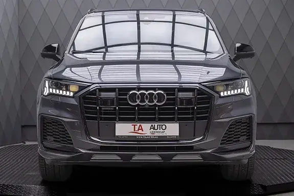Audi Q7 2021 photo 4