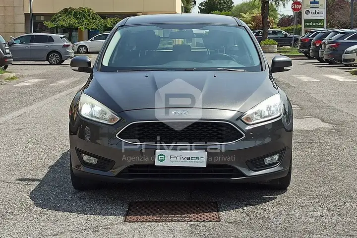 Ford Focus 2017 photo 2