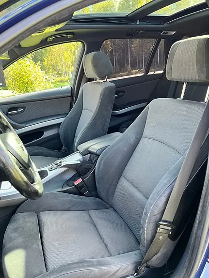 BMW 330D 2009 photo 4