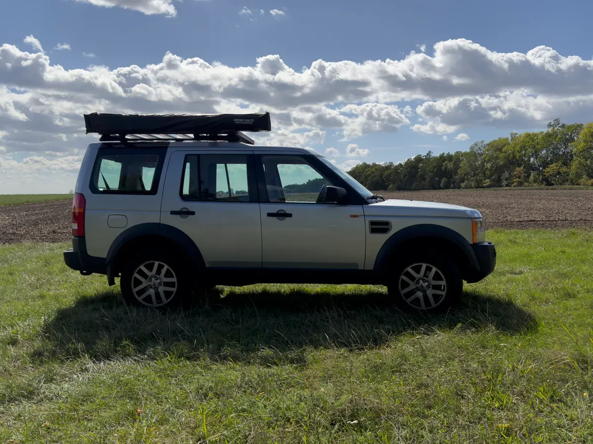 Land Rover Discovery 2008 photo 3