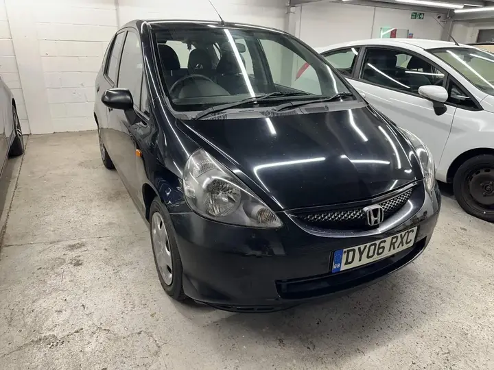 Honda Jazz 2006 photo 2