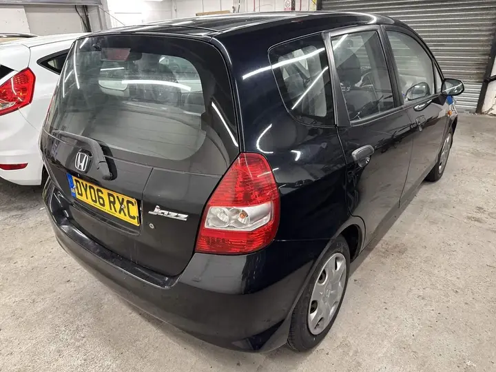 Honda Jazz 2006 photo 4