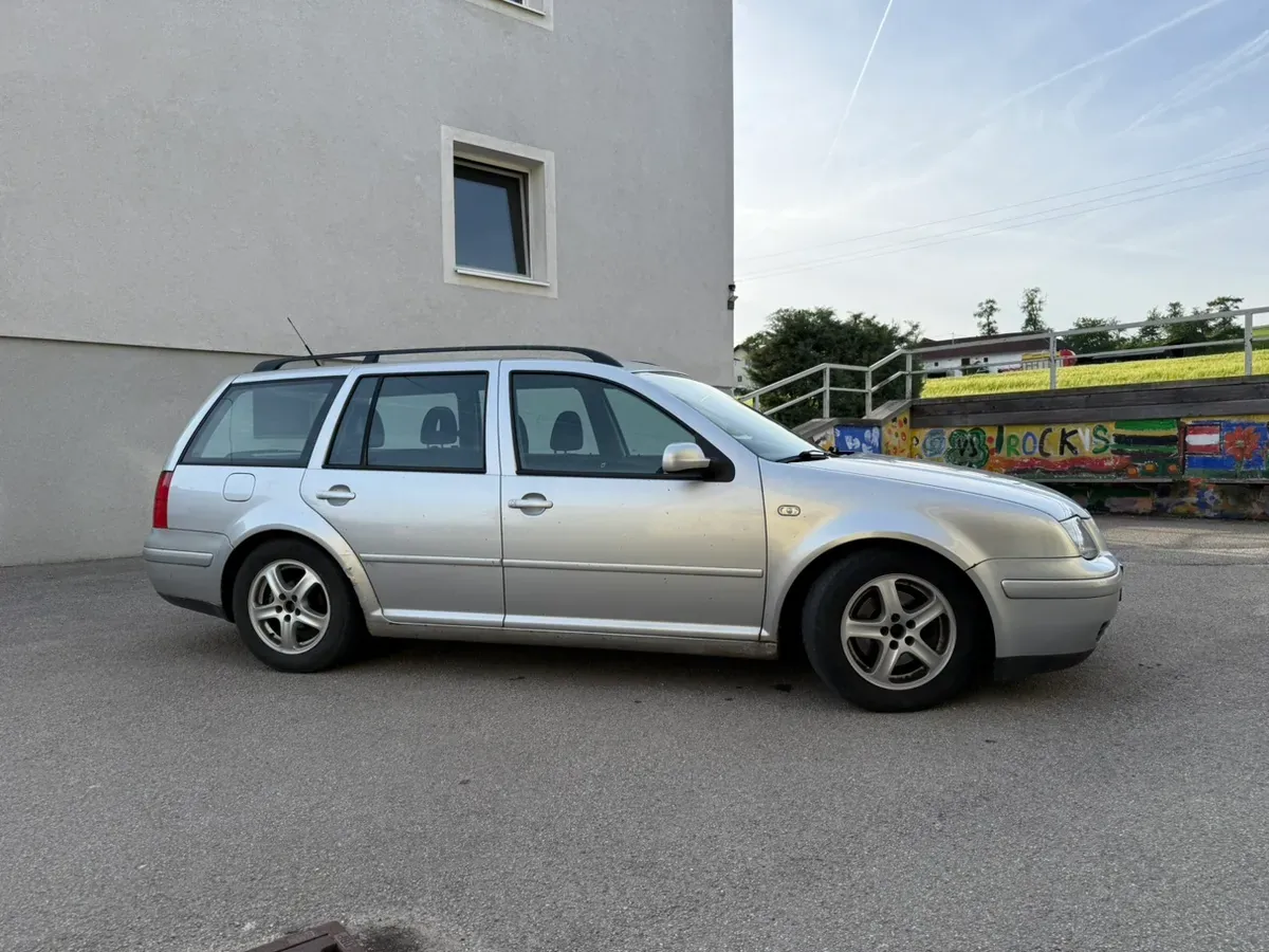 Volkswagen Bora 2000 photo 2