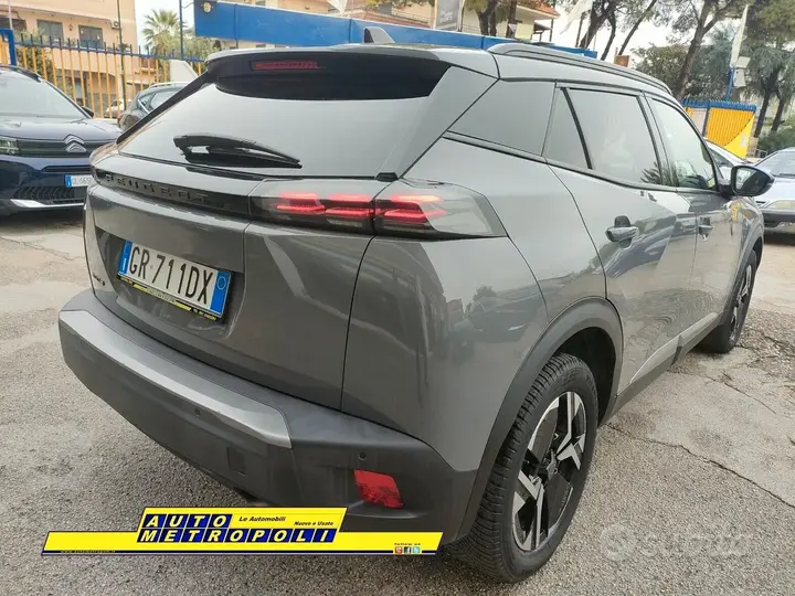 Peugeot 2008 2023 photo 5