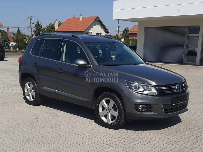 Volkswagen Tiguan 2012 photo 2