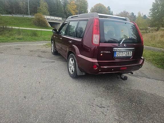 Nissan X-Trail 2004 photo 4