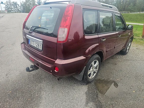 Nissan X-Trail 2004 photo 3