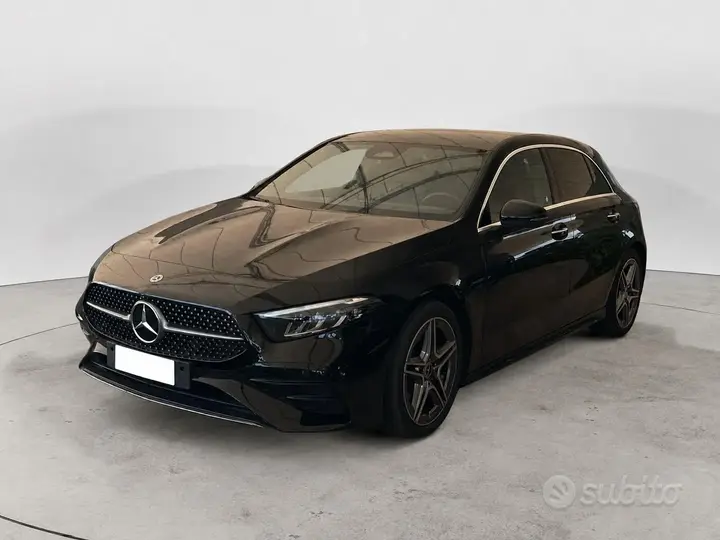 Mercedes-Benz A 180 2023 photo 3