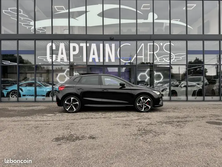 Seat Ibiza 2017 photo 2