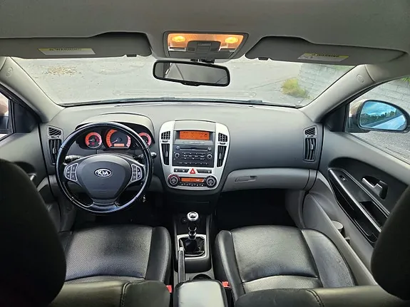 Kia Ceed 2008 photo 2