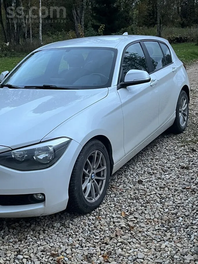 BMW 116 2012 photo 2