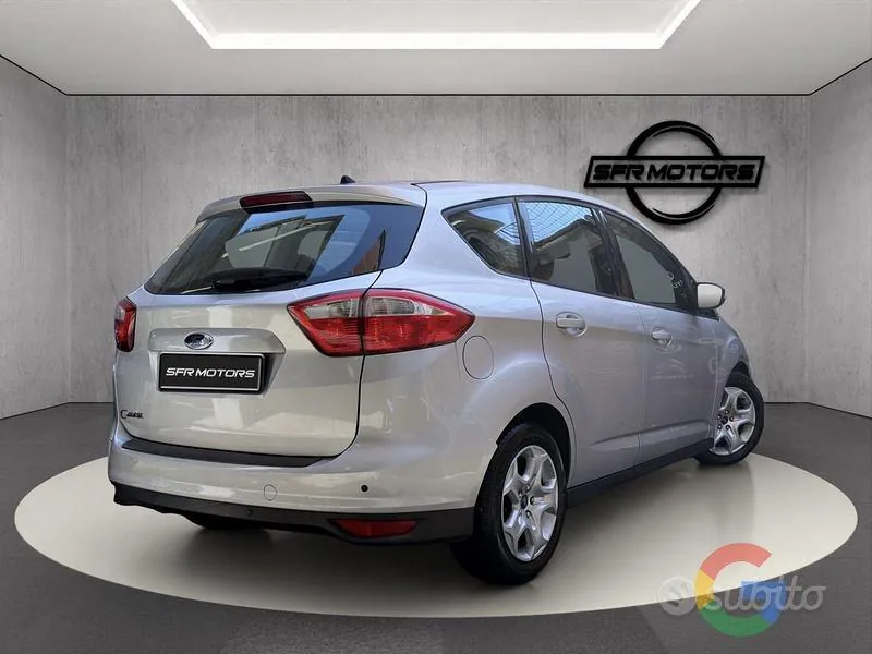 Ford C-Max 2015 photo 4