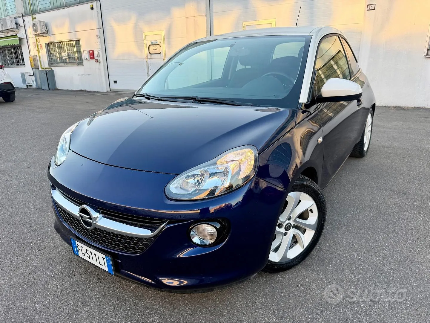 Opel Adam