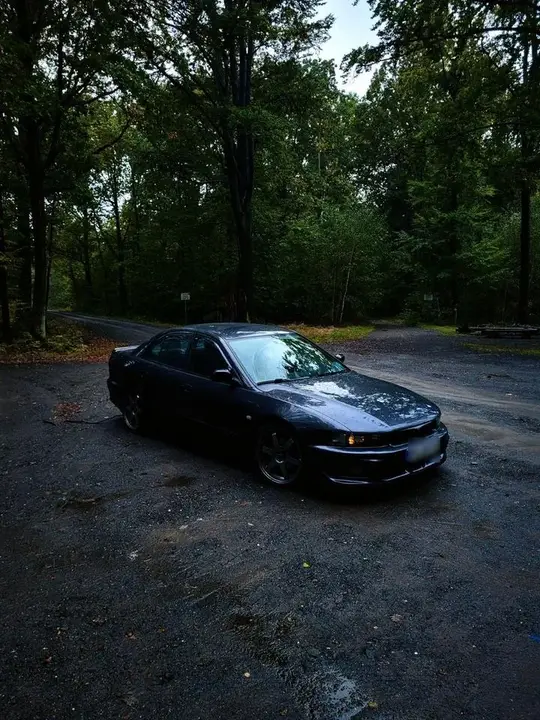 Mitsubishi Galant