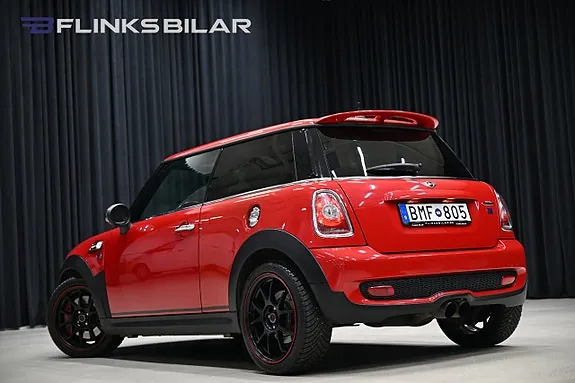 Mini John Cooper Works 2010 photo 4