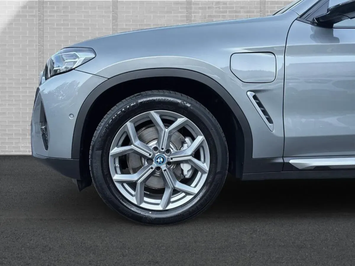 BMW X3 2024 photo 3