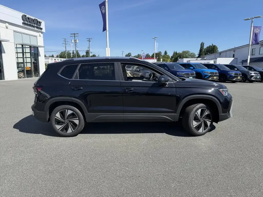 Volkswagen Taos 2026 photo 4