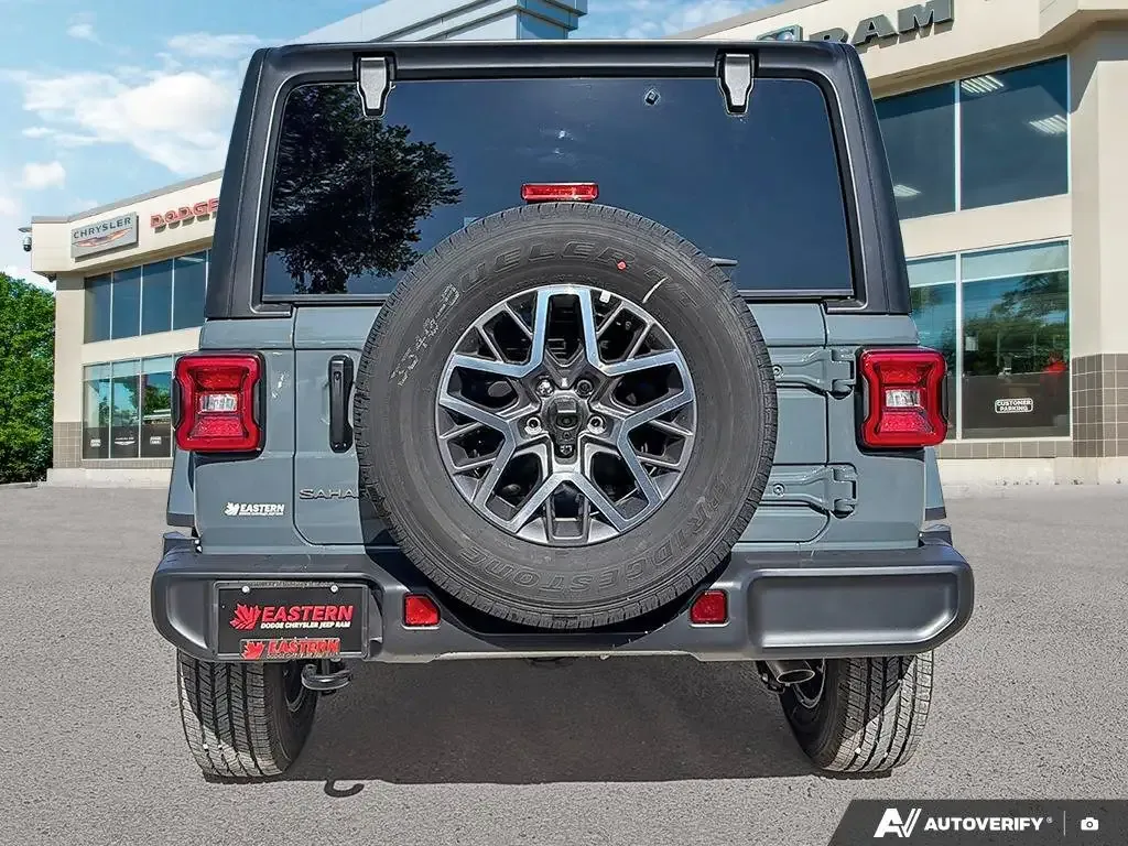 Jeep Wrangler 2026 photo 4
