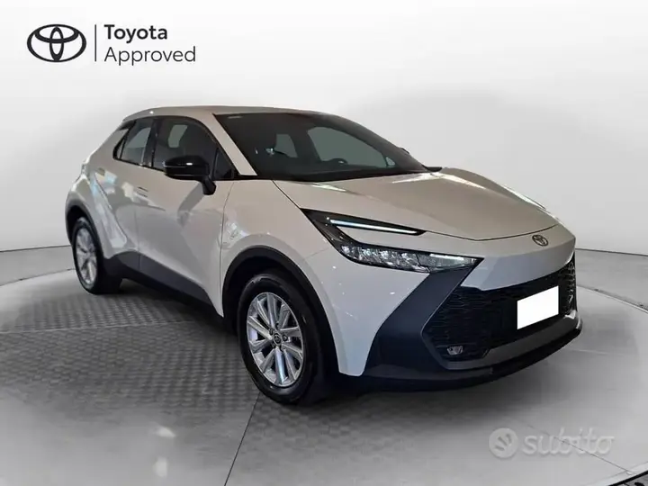Toyota C-Hr 2025 photo 3