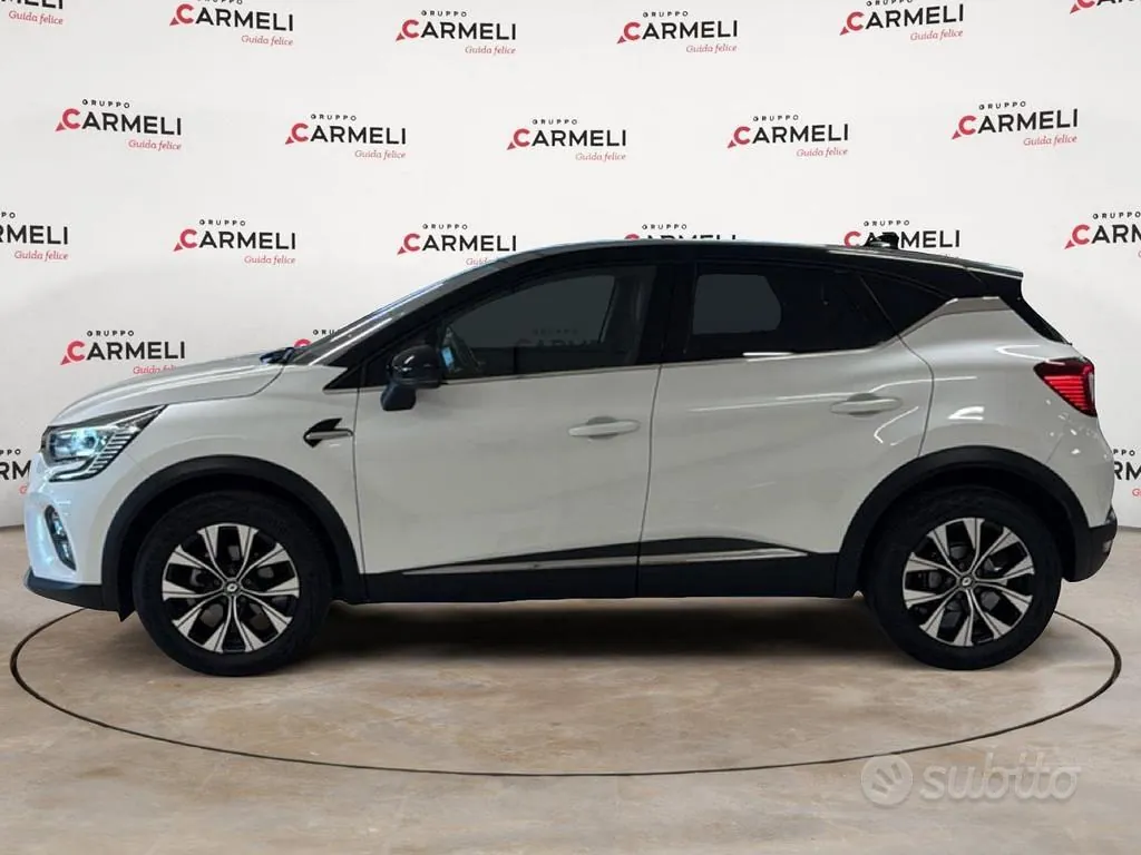 Renault Captur 2023 photo 2