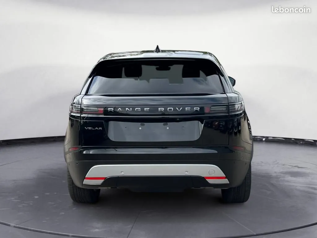 Land Rover Range Rover Velar 2024 photo 4