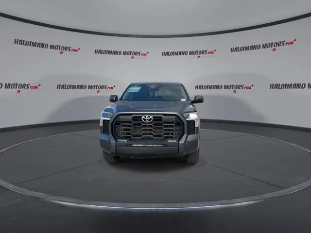Toyota Tundra 2023 photo 3