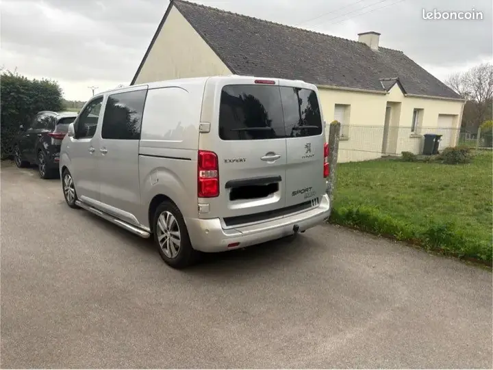 Peugeot Expert Combi