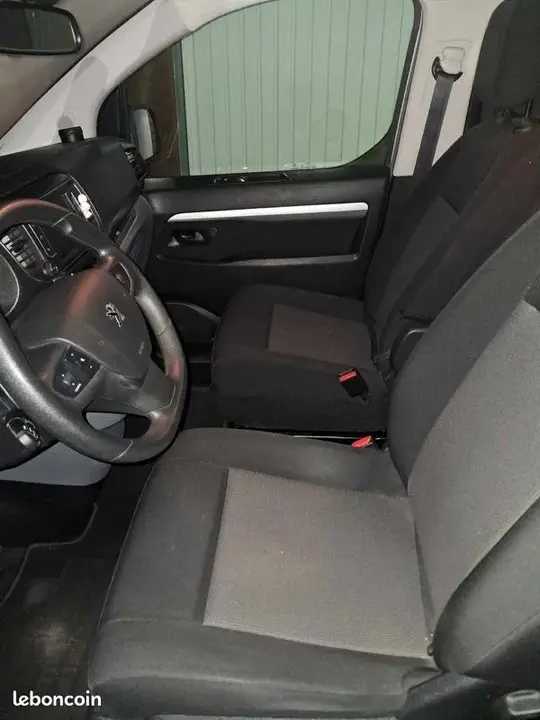 Peugeot Expert Combi 2019 photo 3