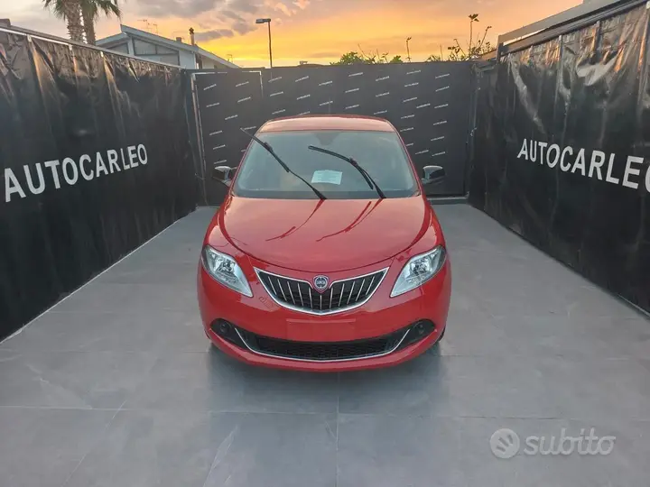 Lancia Ypsilon 2021 photo 2