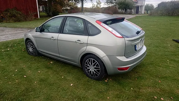 Ford Focus 2011 photo 3