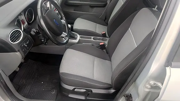Ford Focus 2011 photo 5
