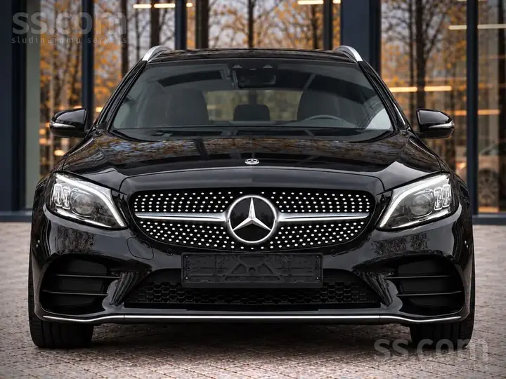 Mercedes-Benz C200