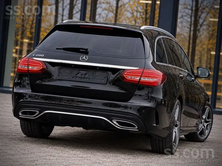 Mercedes-Benz C200 2020 photo 3