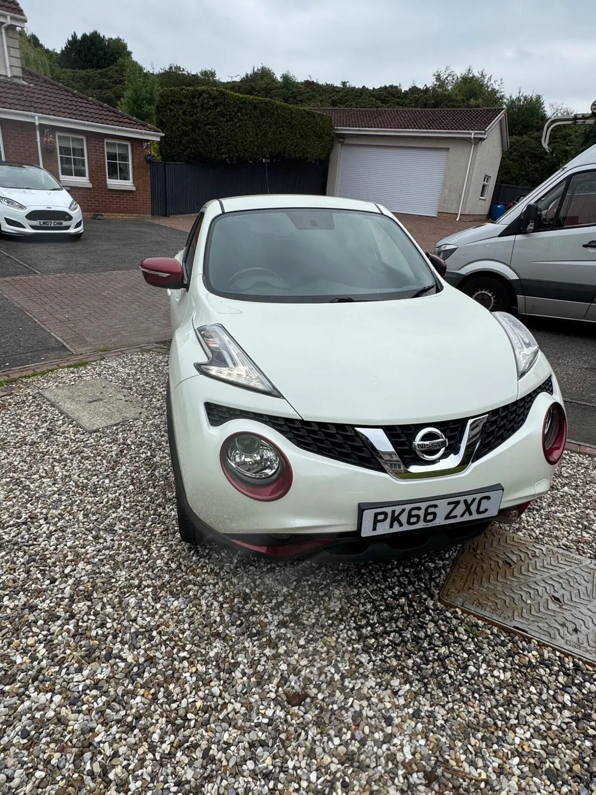 Nissan Juke 2016 photo 2