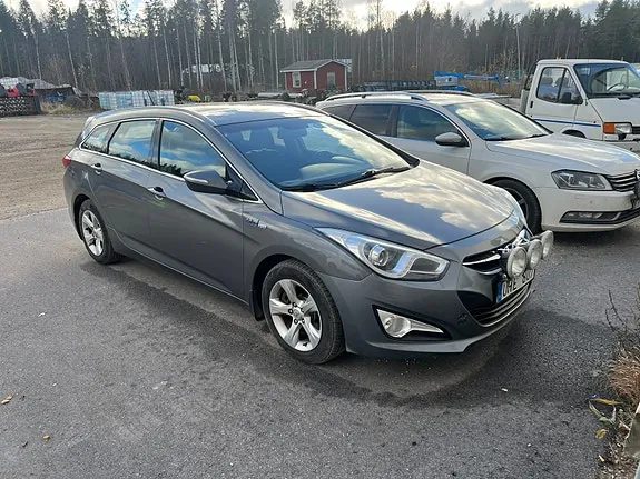 Hyundai I40