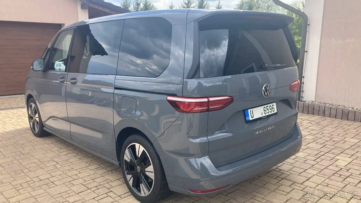 Volkswagen Multivan T7 2023 photo 4