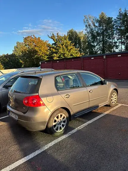 Volkswagen Golf 5 2008 photo 2