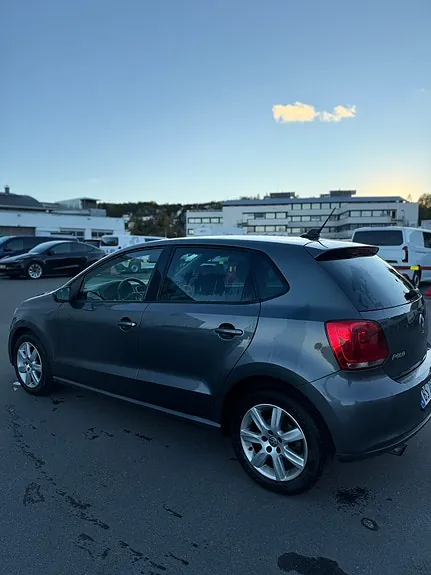 Volkswagen Polo 2011 photo 4