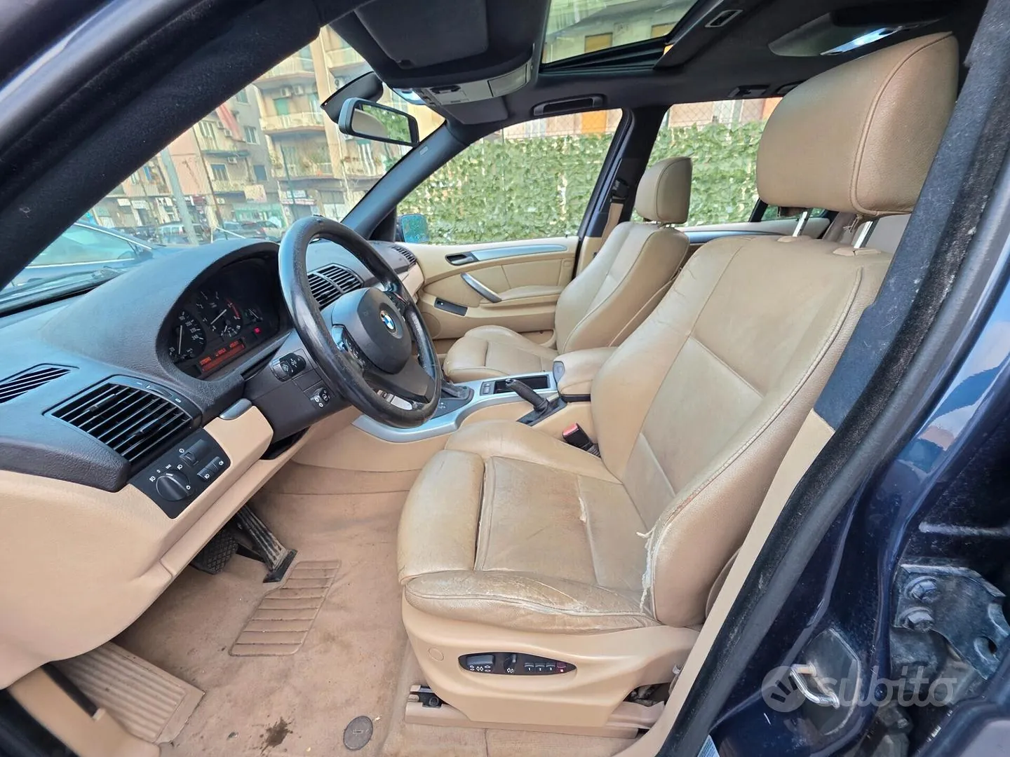 BMW X5 2004 photo 2